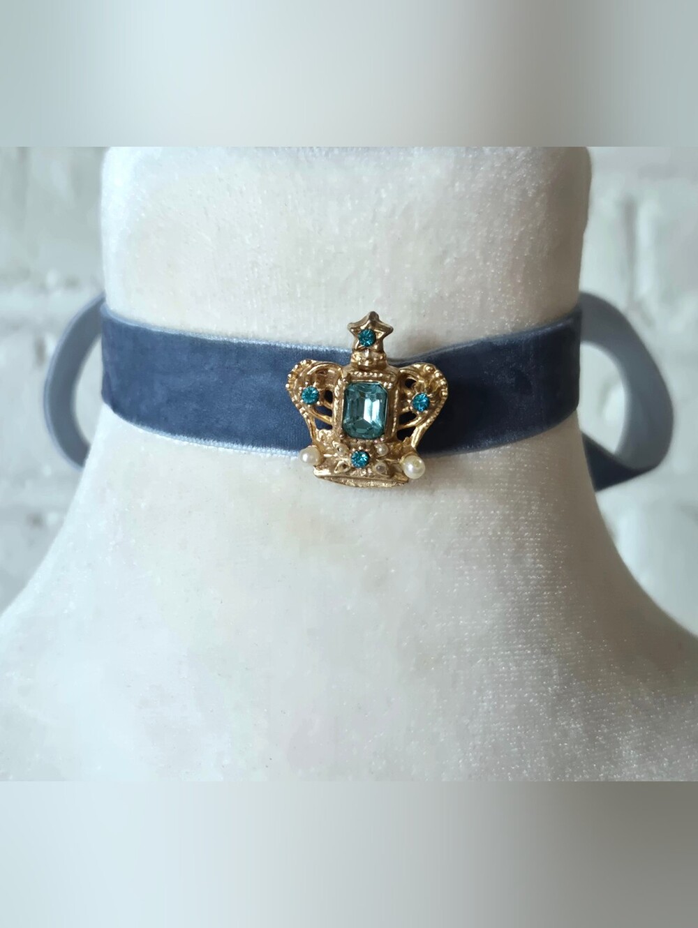 Vintage Crown Brooch Pin, Faux Pearl, Light Blue Rhinestone